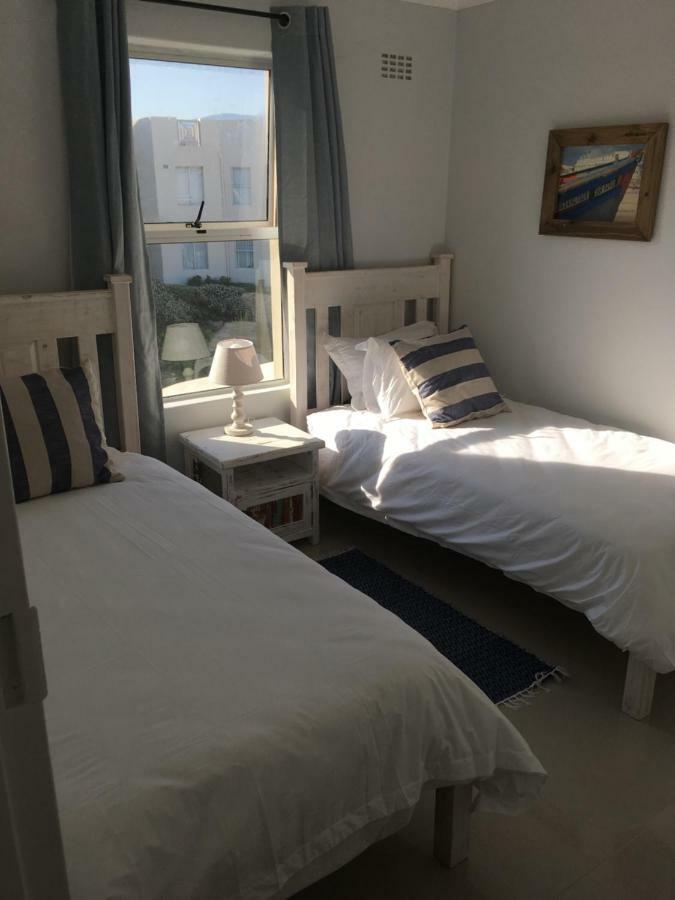 Nothing But View Apartment Hermanus Bagian luar foto