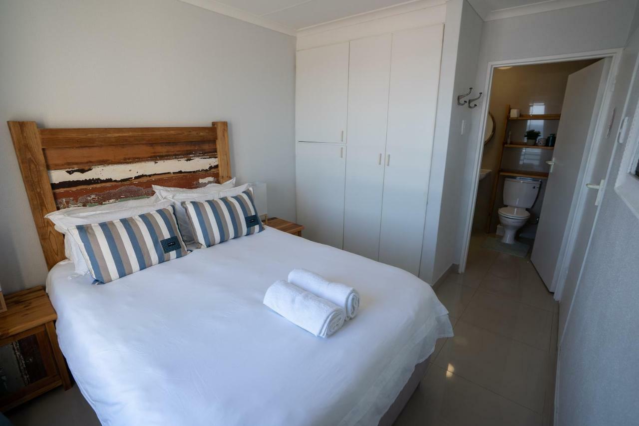 Nothing But View Apartment Hermanus Bagian luar foto