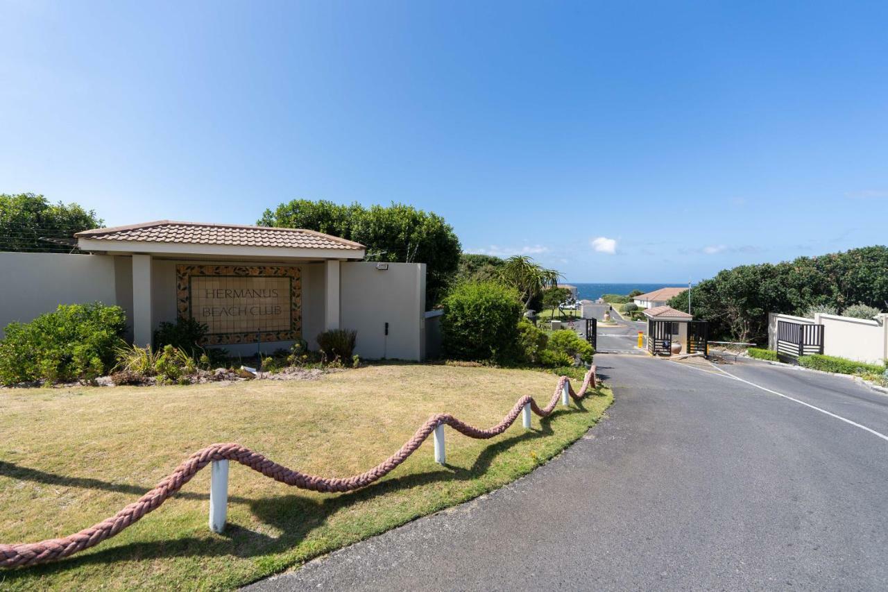 Nothing But View Apartment Hermanus Bagian luar foto