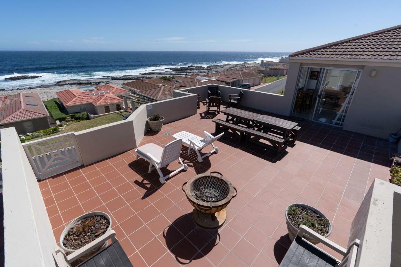 Nothing But View Apartment Hermanus Bagian luar foto